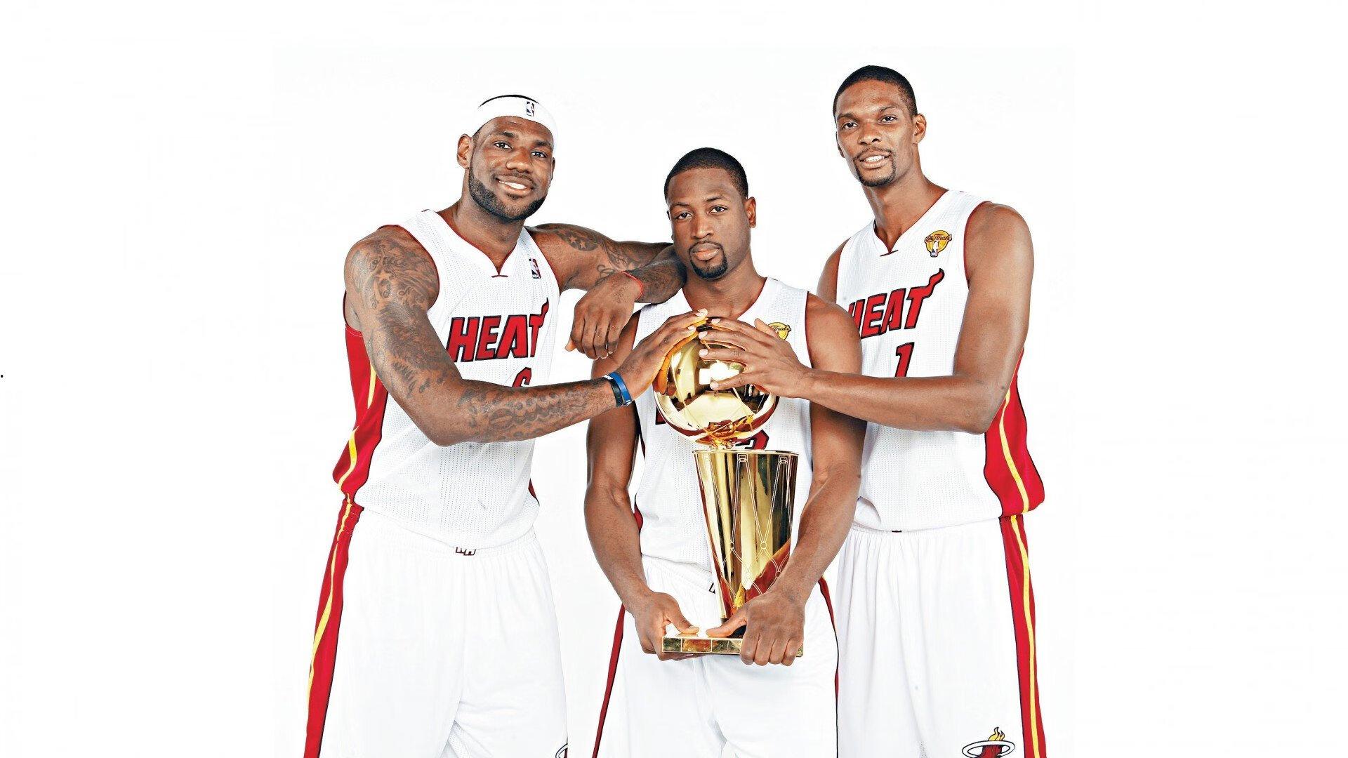 深度战术分析，揭秘冠军球队的制胜之道